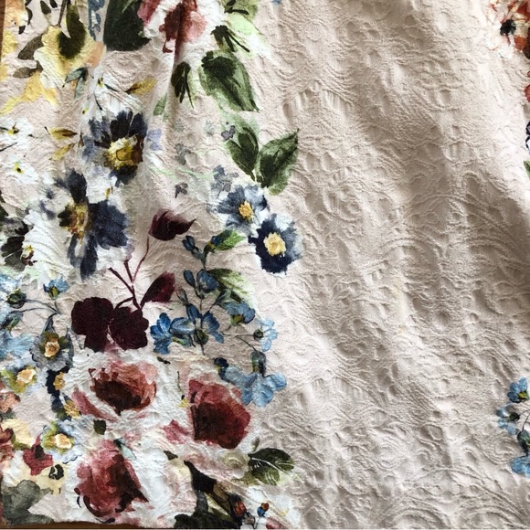 Zara Floral Dress - Picture 7 of 7